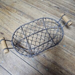 Wire Basket with Wooden Handles